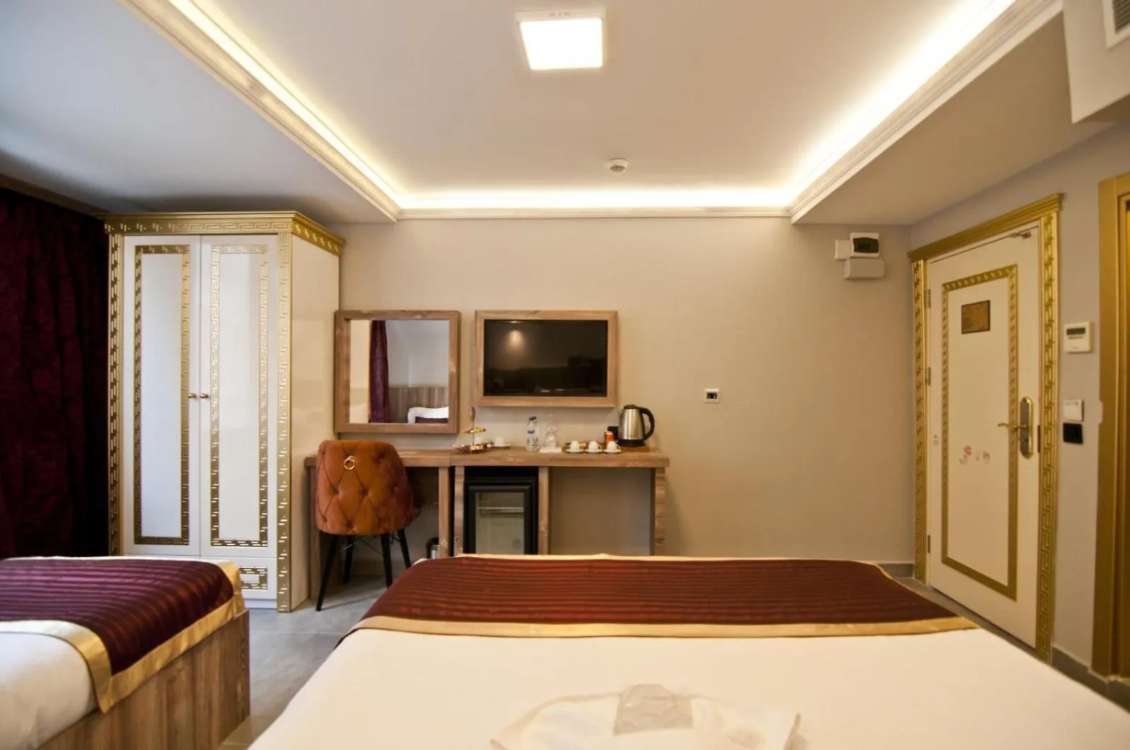 Vali Konak Hotel Istanbul 3*,